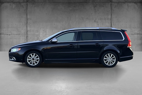 Volvo V70 5 of 5