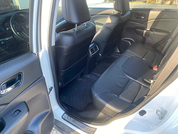 Honda CR-V 14 of 16