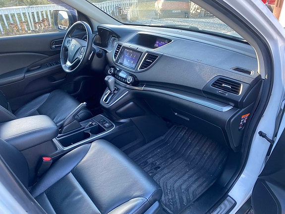 Honda CR-V 11 of 16