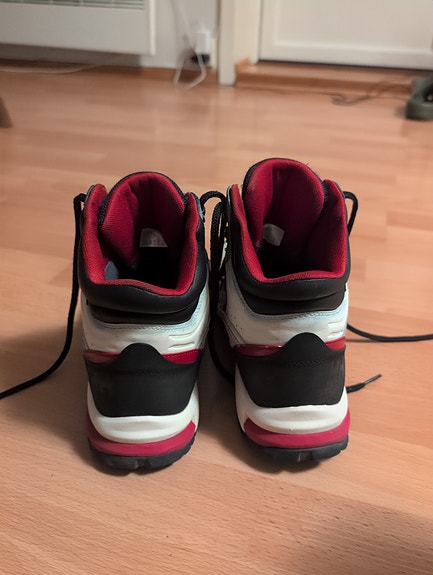 Product image 4 of 8