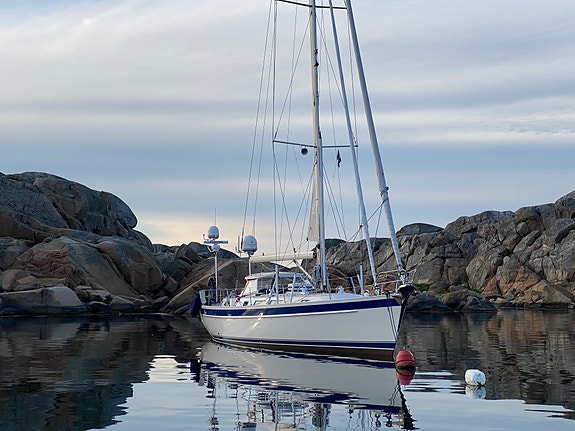 Hallberg Rassy 48 4 of 5
