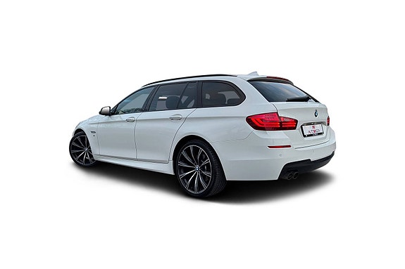 BMW 518 3 of 5