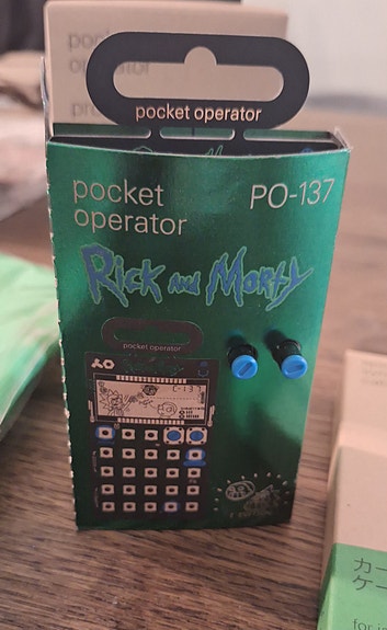 Product image 3 of 3