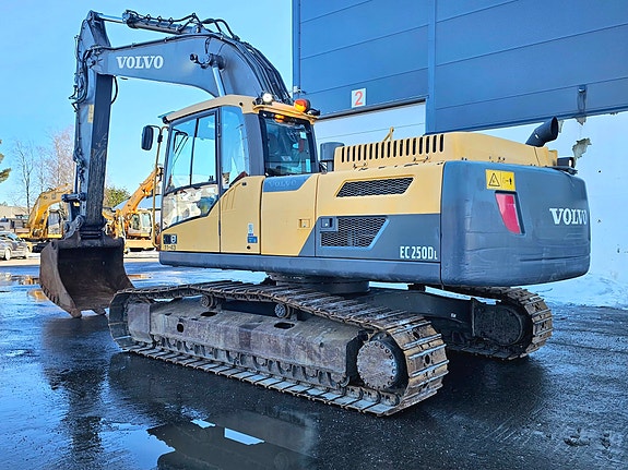 Volvo EC250 DL, 2013 Mod, Hammerglass, Webasto, 1 eier, Full servicehistorikk. 4 of 5