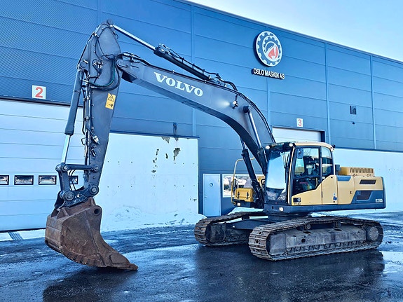 Volvo EC250 DL, 2013 Mod, Hammerglass, Webasto, 1 eier, Full servicehistorikk.