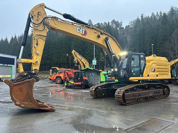 Cat 352