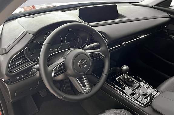 Mazda CX-30 12 of 27