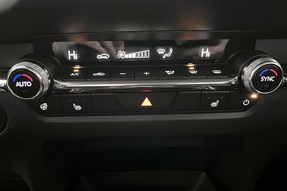Mazda CX-30 20 of 27