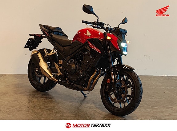 Honda CB500 Hornet **Demo Tilbud Spar 16.000kr - KUN KJØRT 10 MIL!!**