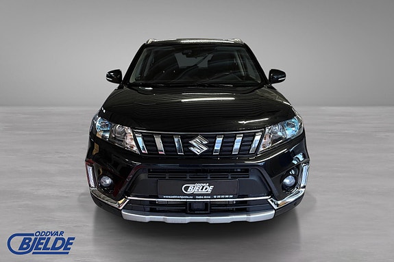 Suzuki Vitara 2 of 14