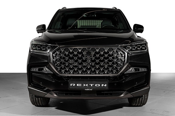 KGM Rexton 4 of 30