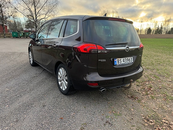 Opel Zafira Tourer 3 of 12