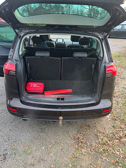 Opel Zafira Tourer 6 of 12