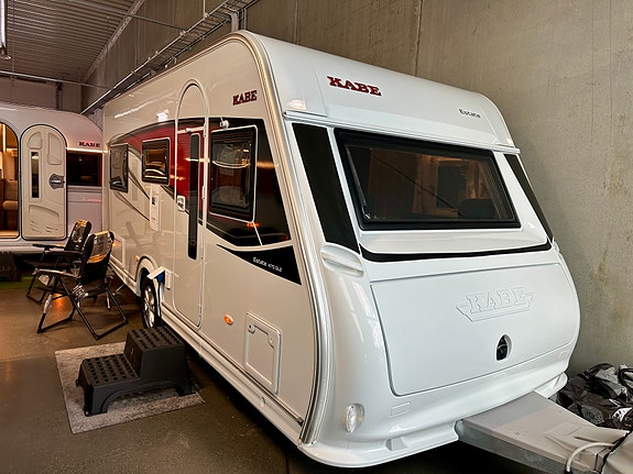 2fcc2541-fb11-4353-8abf-fe340fc93820