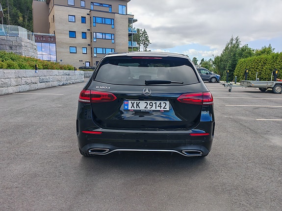 Mercedes-Benz B180 d 4 of 18