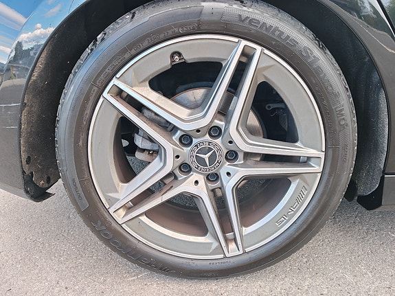 Mercedes-Benz B180 d 18 of 18