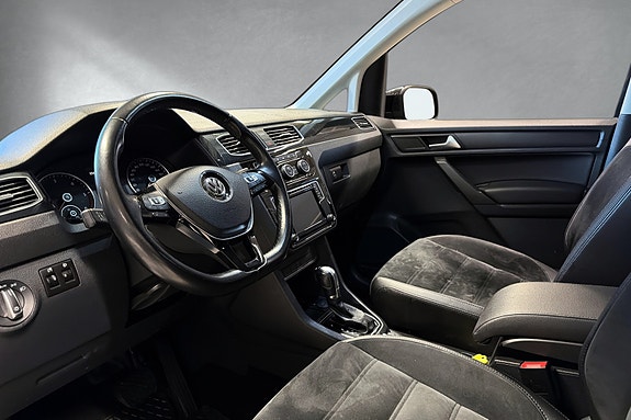 Volkswagen Caddy Maxi 26 of 30