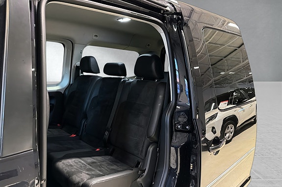 Volkswagen Caddy Maxi 8 of 30