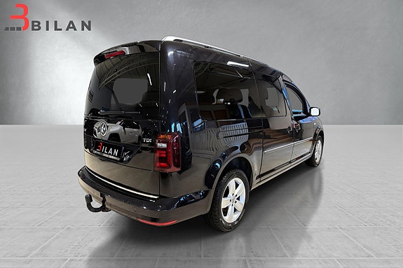 Volkswagen Caddy Maxi 16 of 30
