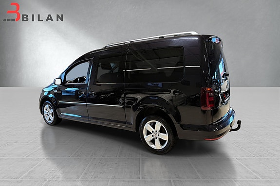 Volkswagen Caddy Maxi 10 of 30