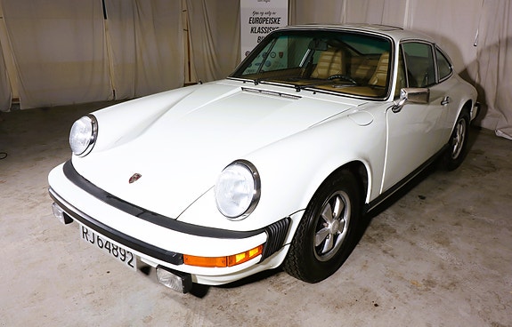 Porsche 911 7 of 12