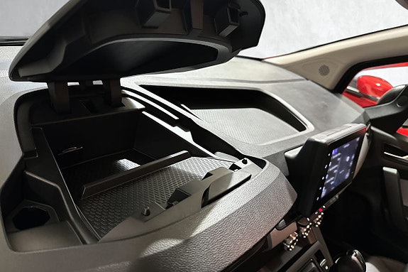 Oppbevaring og lademuligheter