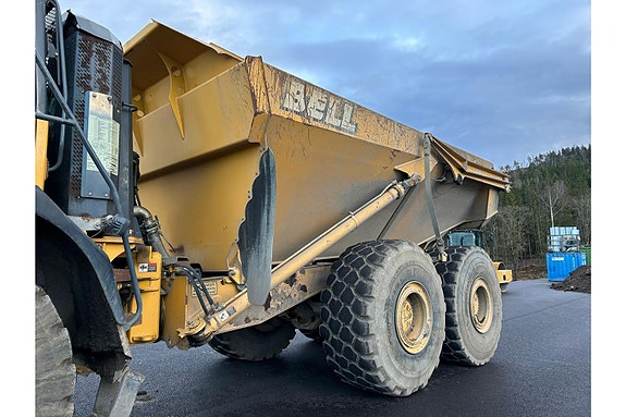 Bell B 40 D 11 of 30