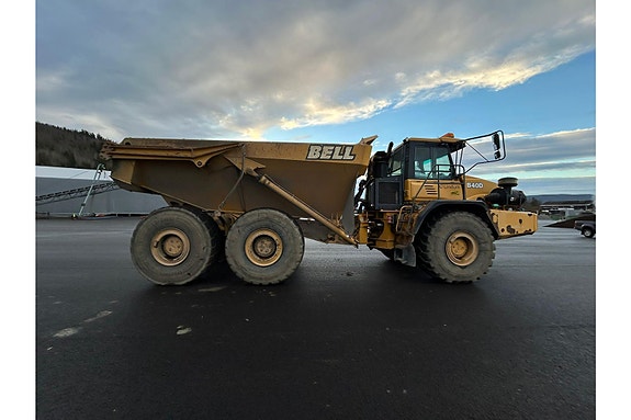 Bell B 40 D 9 of 30