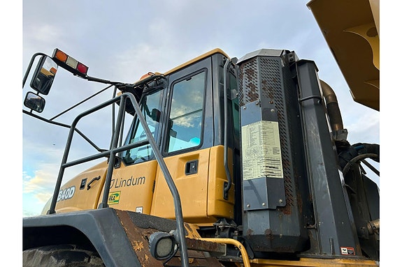 Bell B 40 D 12 of 30