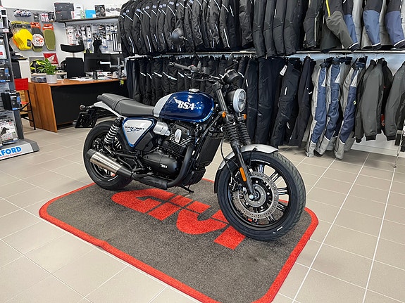 BSA Bantam 350 2 of 4