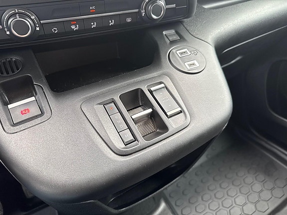 Citroen Berlingo 23 of 30