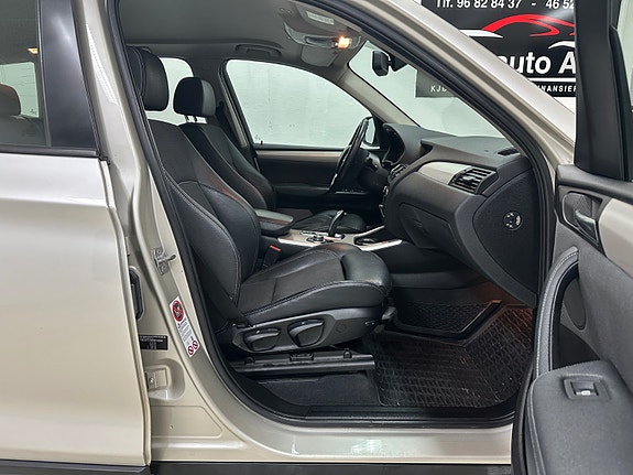 BMW X3 28 of 30