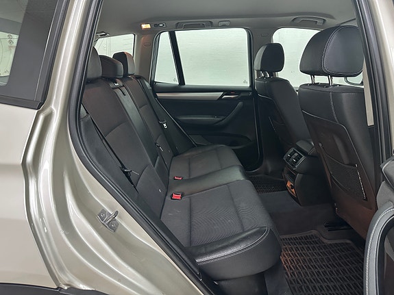 BMW X3 30 of 30