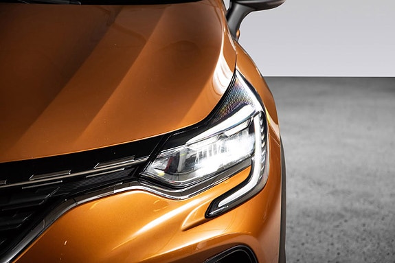 Ønsker du heller lån, denne fine Capturen kan bli din for kun kr 2.451,- pr mnd med 0,- i egenkapital. Løpetid 10 år.