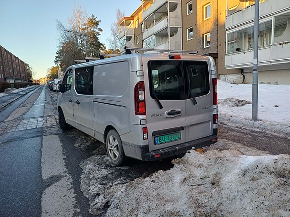 Renault Trafic 4 of 4