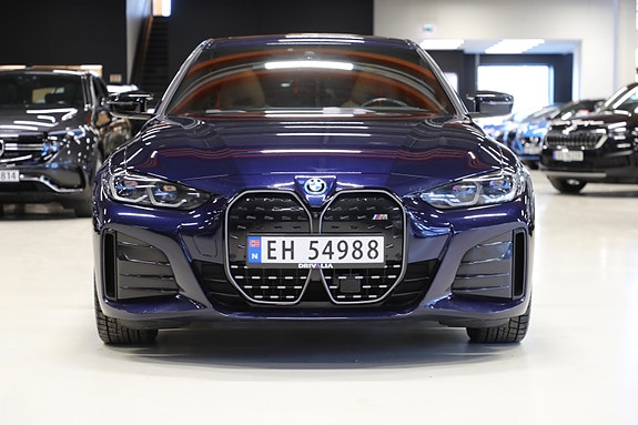 BMW i4 4 of 5