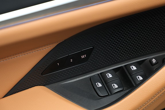 BMW i4 27 of 30