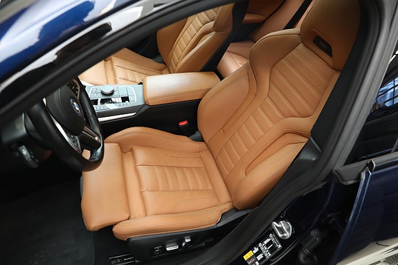 BMW i4 28 of 30