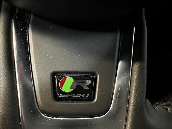 Jaguar XE 20 of 21