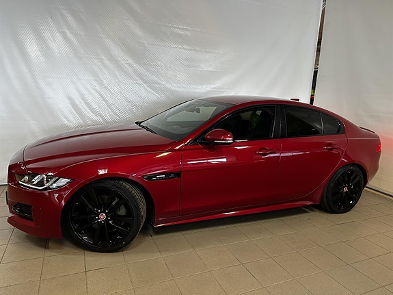 Jaguar XE 4 of 21
