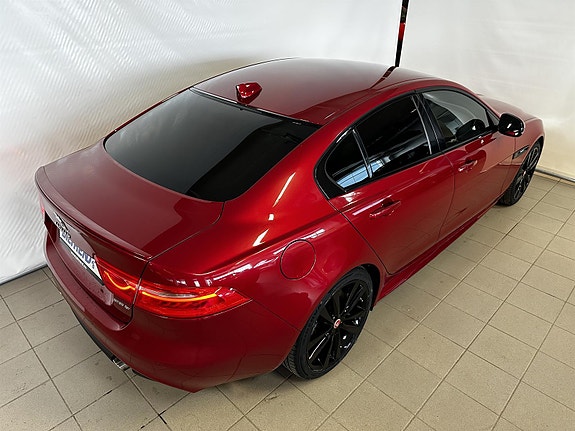 Jaguar XE 7 of 21