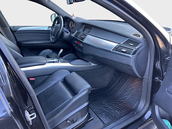 BMW X6 13 of 13