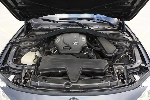 BMW 320d 7 of 30
