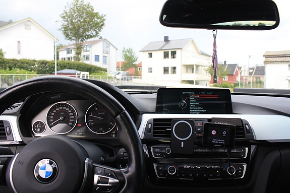 BMW 320d 9 of 30