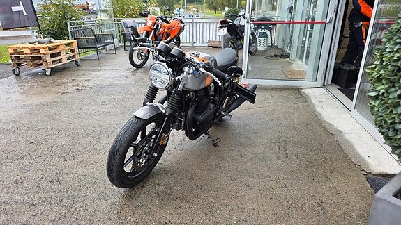 Royal Enfield Continental GT 650 3 of 10