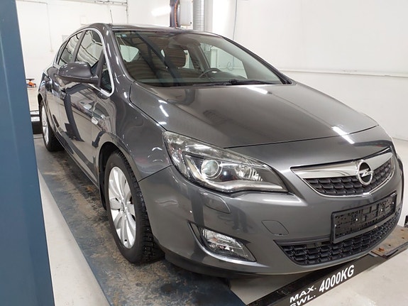 Opel Astra 3 of 5