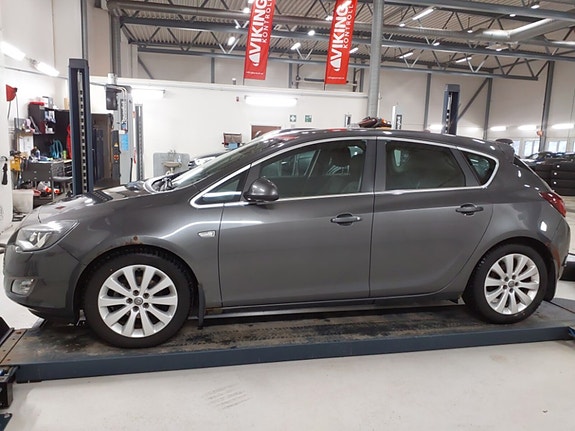 Opel Astra 5 of 5
