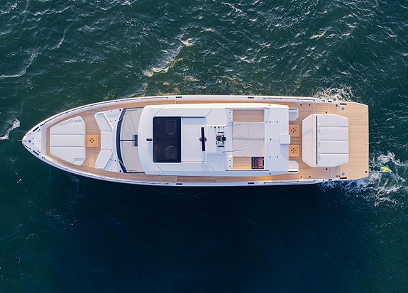 DELTA Powerboats 72 Coupè - IPS - CARBON -VIESES PÅ CANNES  MESSA 8-13 SEPTEMBER 6 of 23