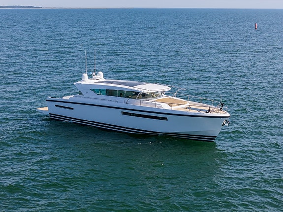 - NY - DELTA Powerboats 54 - IPS - 3 Kabiner - CARBON 4 of 5