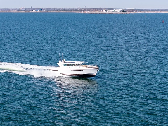 - NY - DELTA Powerboats 54 - IPS - 3 Kabiner - CARBON 17 of 30